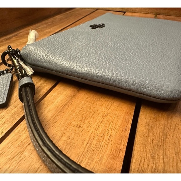 Coach Bluebell Leather Wristlet NWT - Picture 7 of 10
